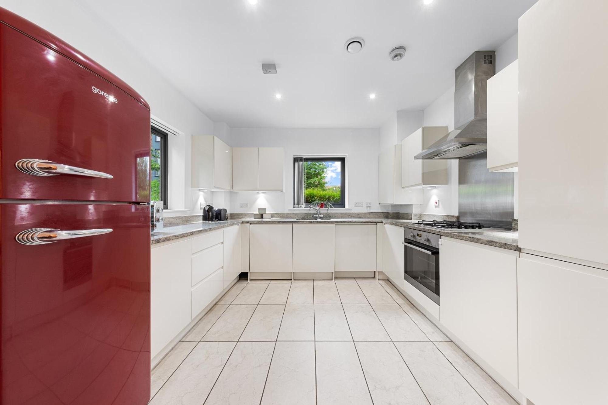 Modern 2 Bedroom In Uxbridge Free Parking Apartamento Londres