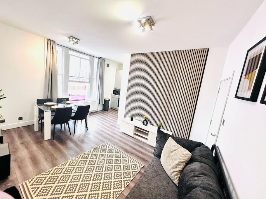 Luxury Flat Hyde Park Super Location For Tourists