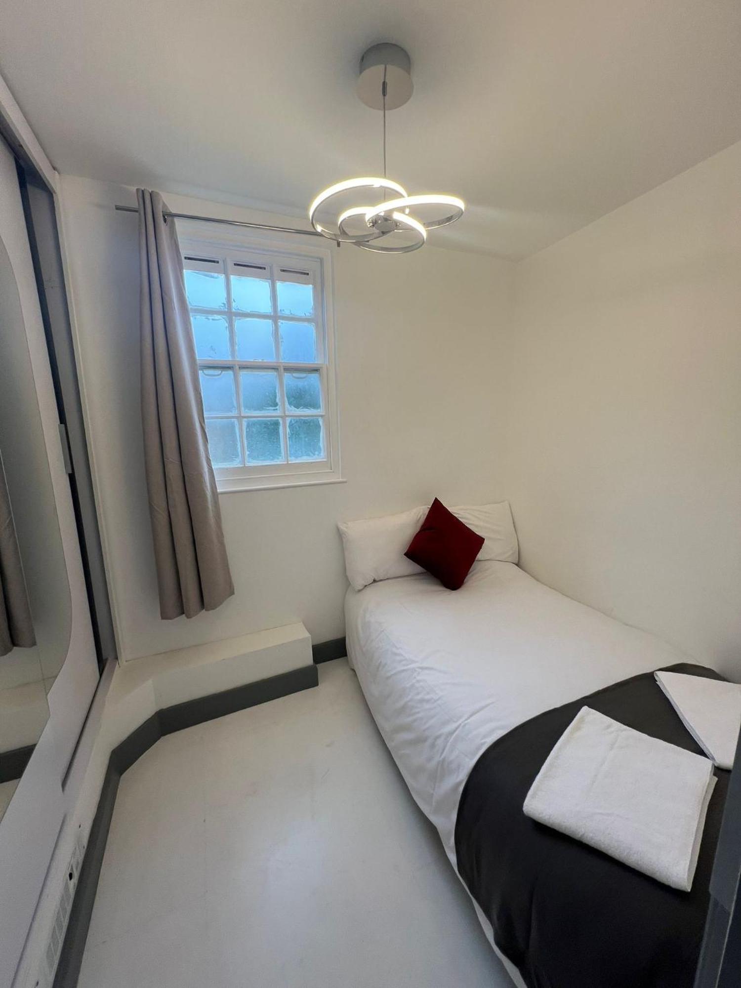 Appartement Nice Flat Near Church Street