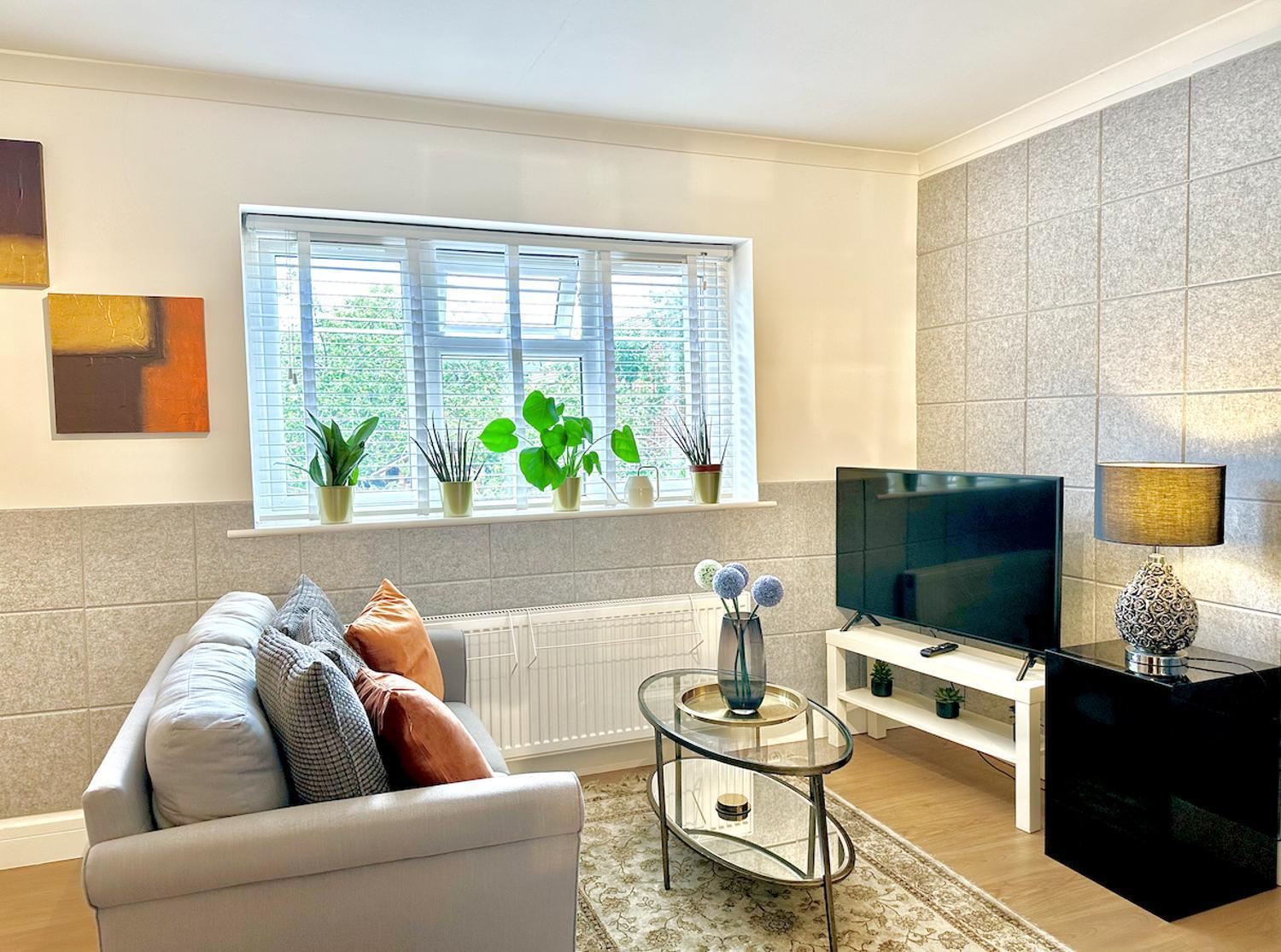 Stunning Business Travellers Studio En-Suite Bathroom Garden View Appartement *