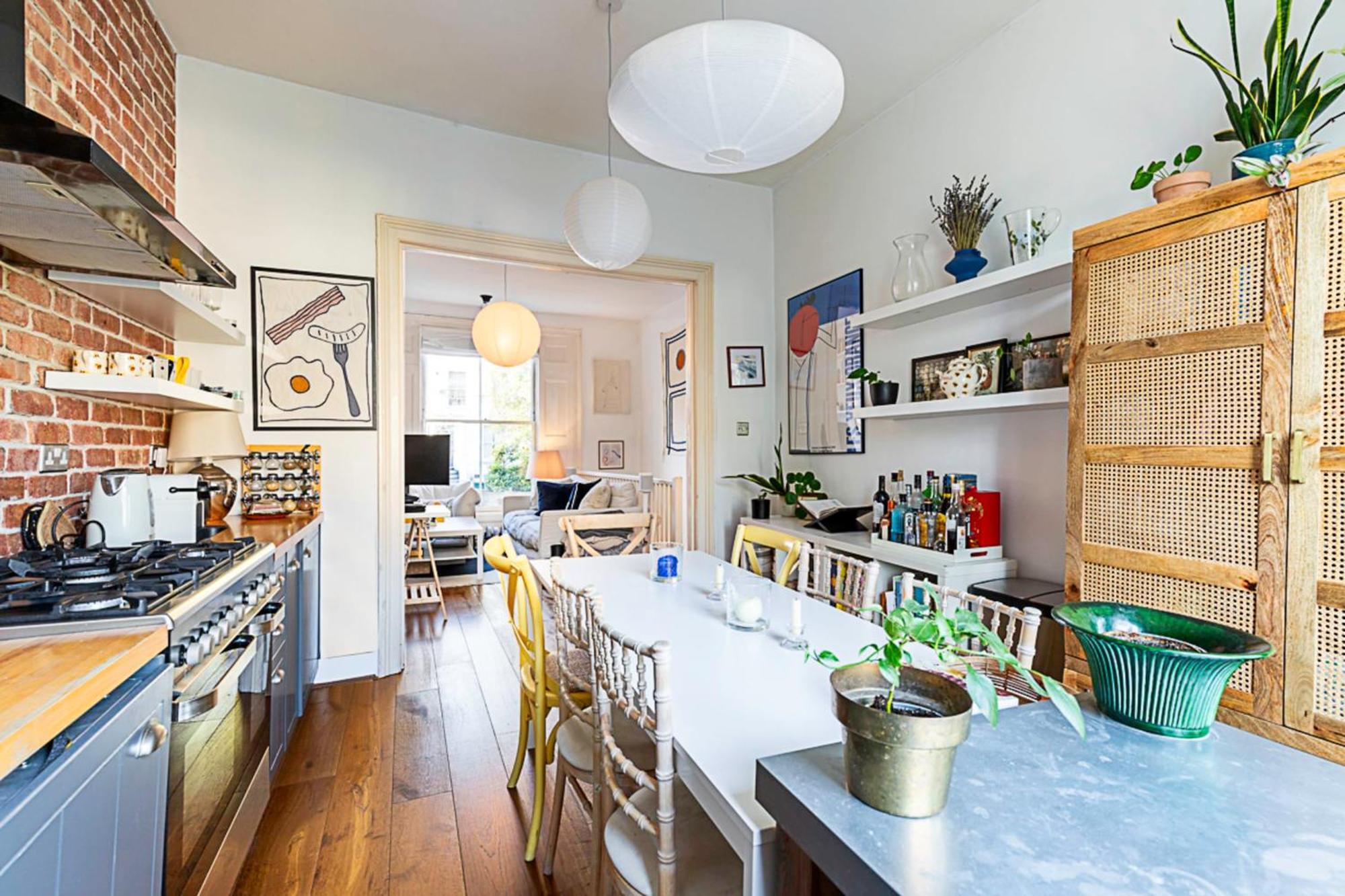 Colourful And Cosy In De Beauvoir Town Appartement Londres