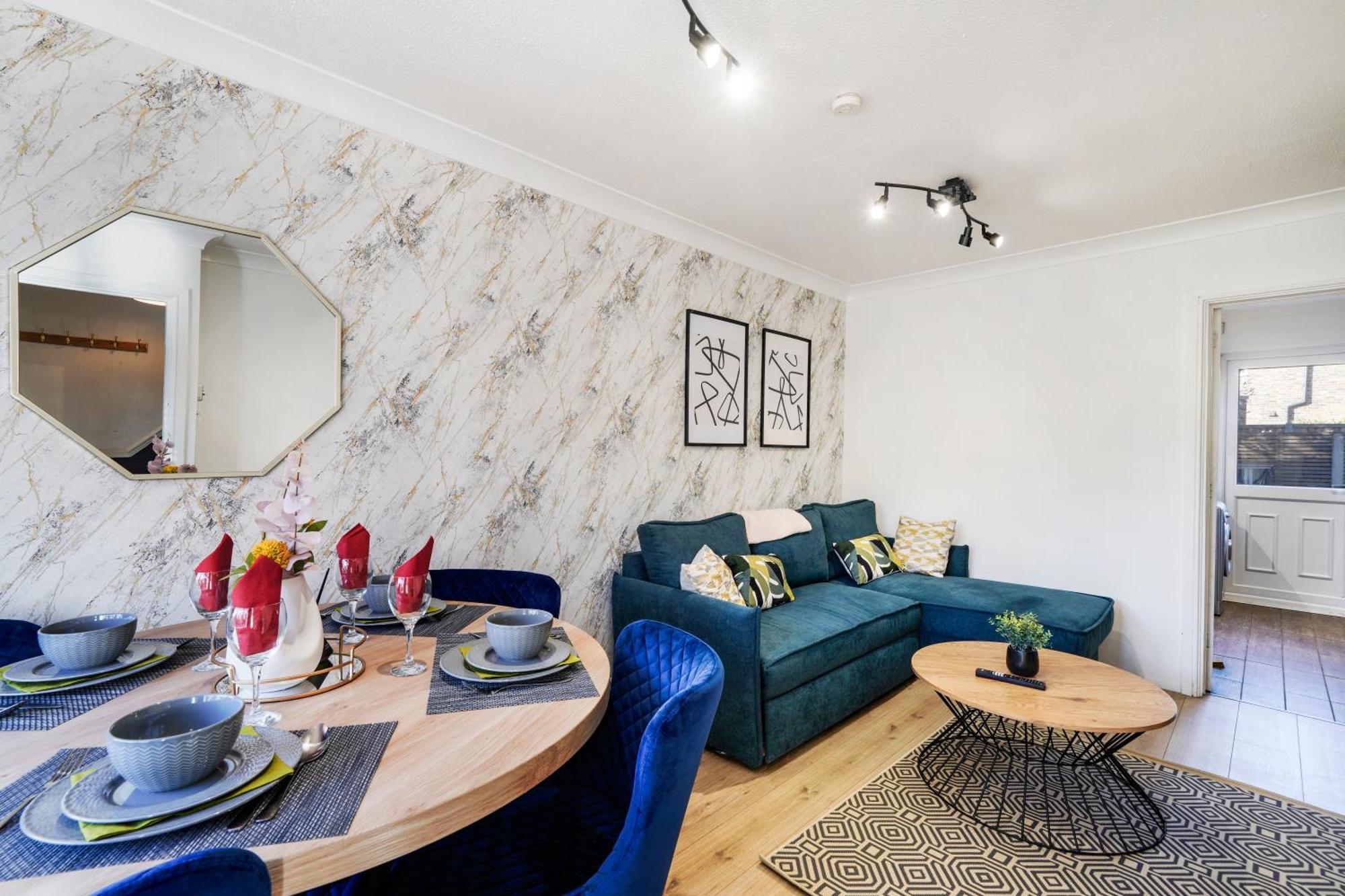 Hébergement de vacances 40 Percent Off! - Delightful Abode In - Garden