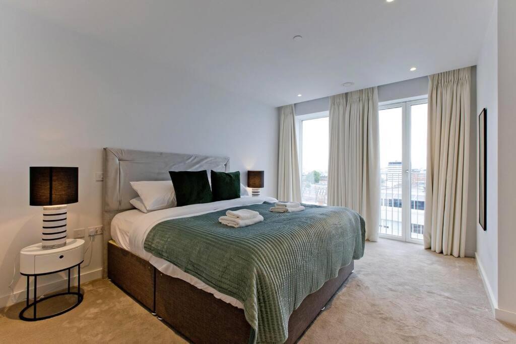 Kings Cross 2 Bed With Views, Ac, Balcony Appartement