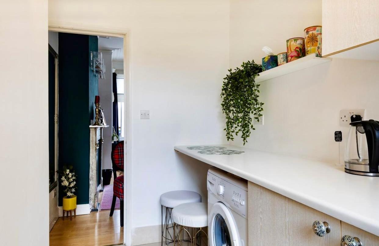 Colourful Flat * London