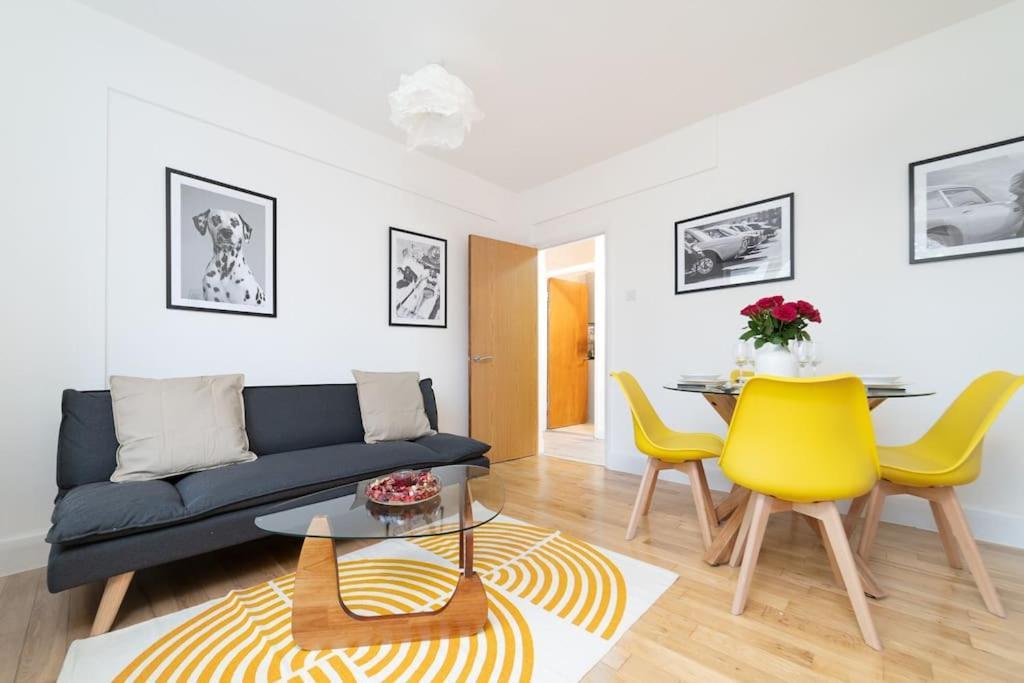Appartement Two Bedroom By Buonomo Short Lets & Serviced In Balham With Balcony Londres