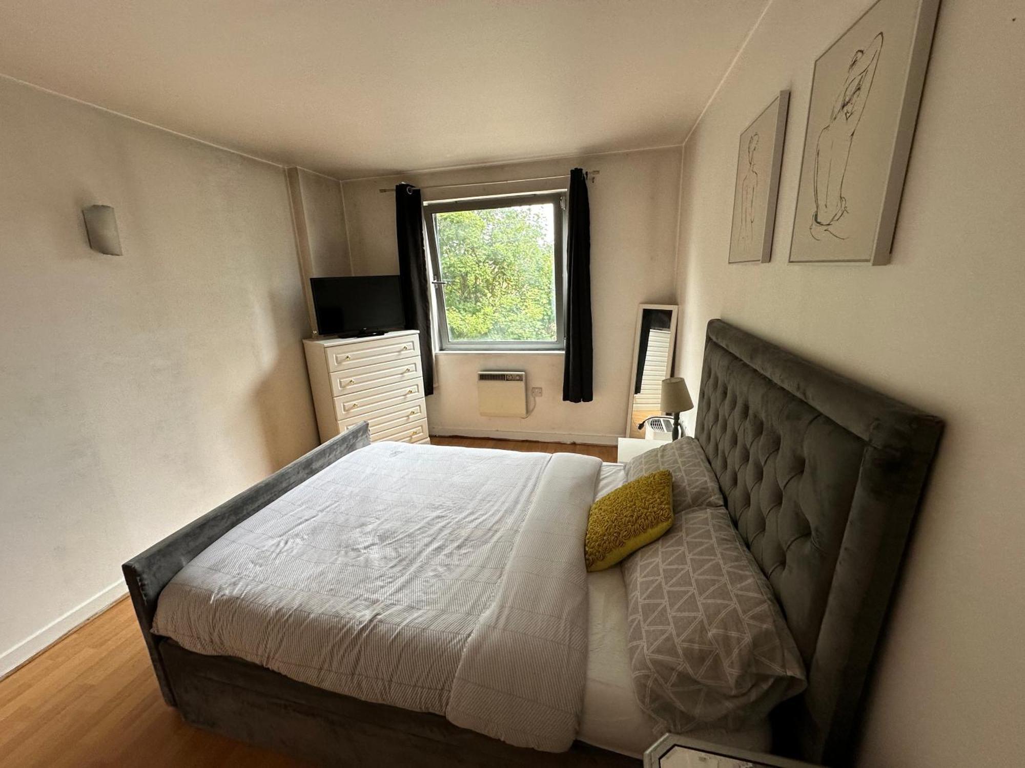 Greenwich Staycation! Gym-pool-parking-tube Station 2mins Away Appartement Londres