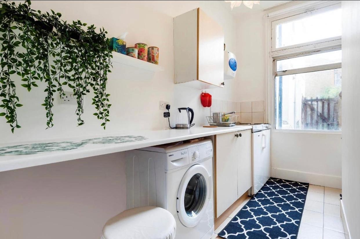 Colourful Flat * London
