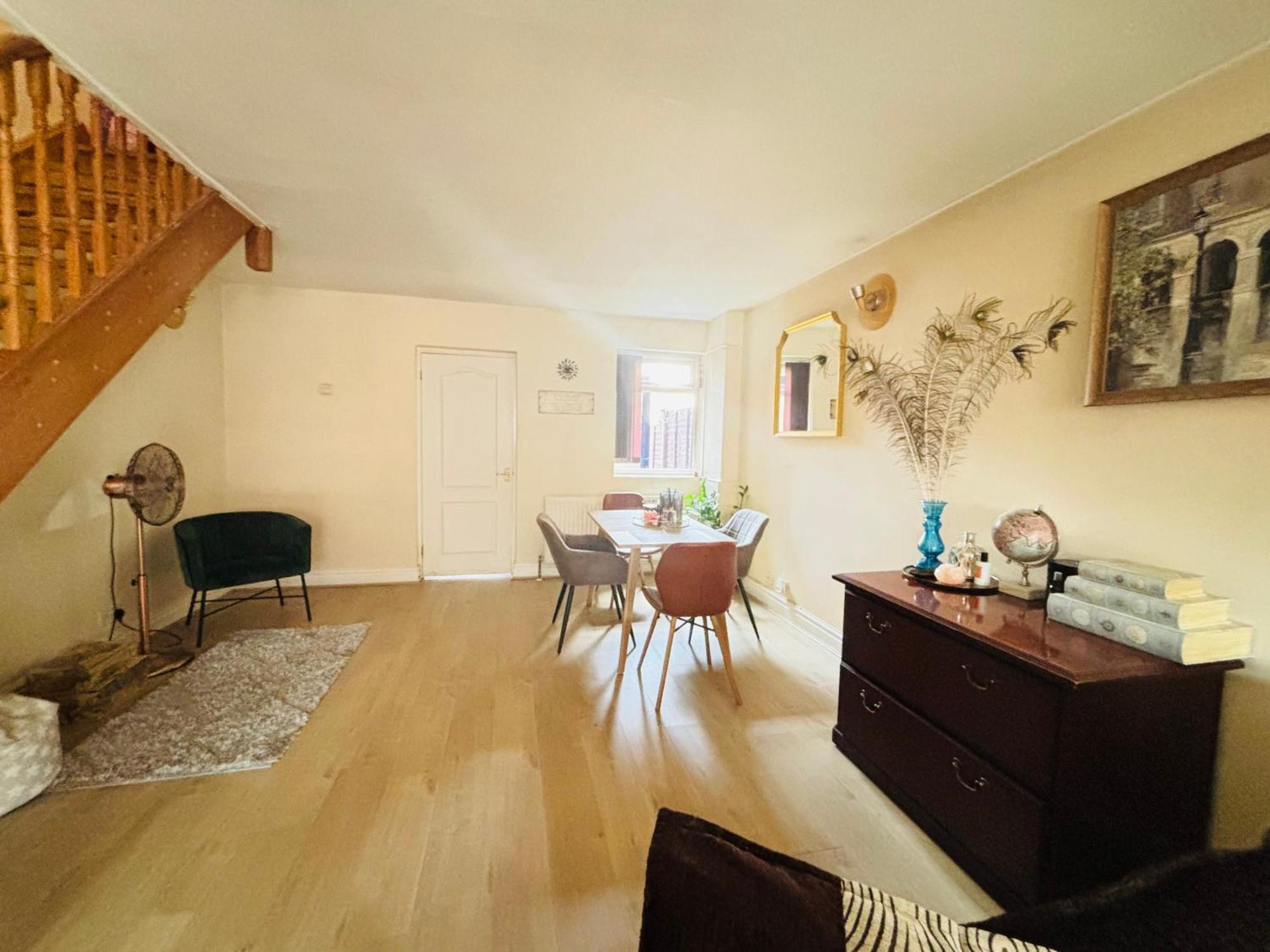City Airport Serviced House Londen