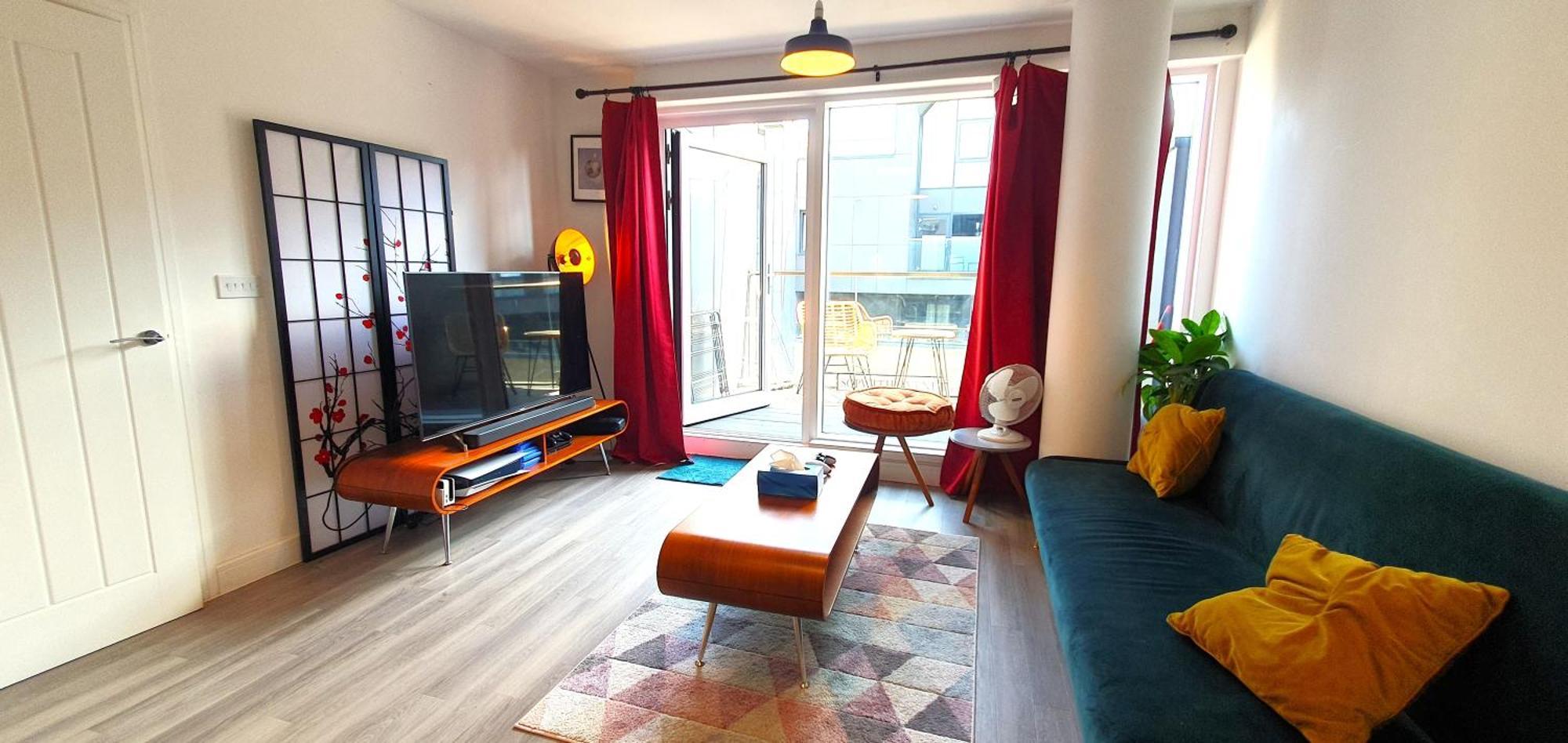Charming 1 Bed Flat In Trendy Walthamstow