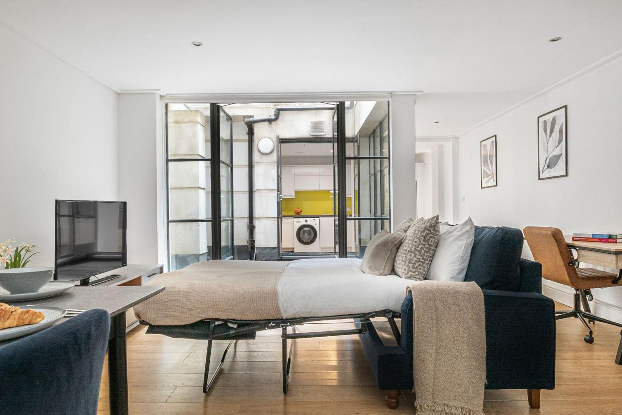 Heart Of Holborn - 2br With Patio - Cityapartmentstay * Londres