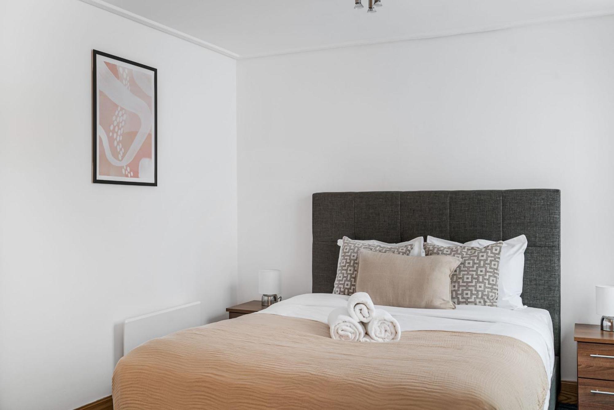 Heart Of Holborn - 2br With Patio - Cityapartmentstay