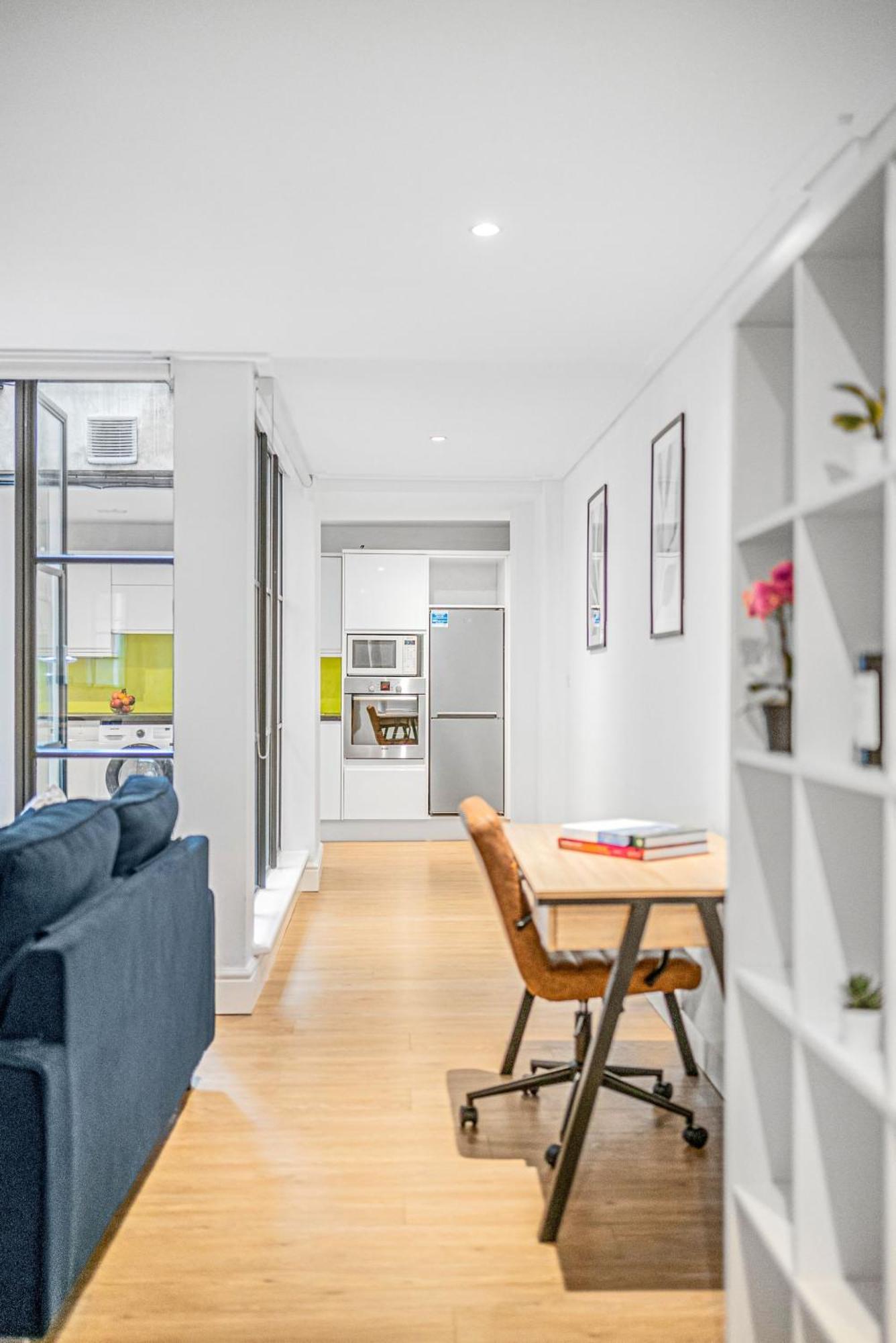 Heart Of Holborn - 2br With Patio - Cityapartmentstay