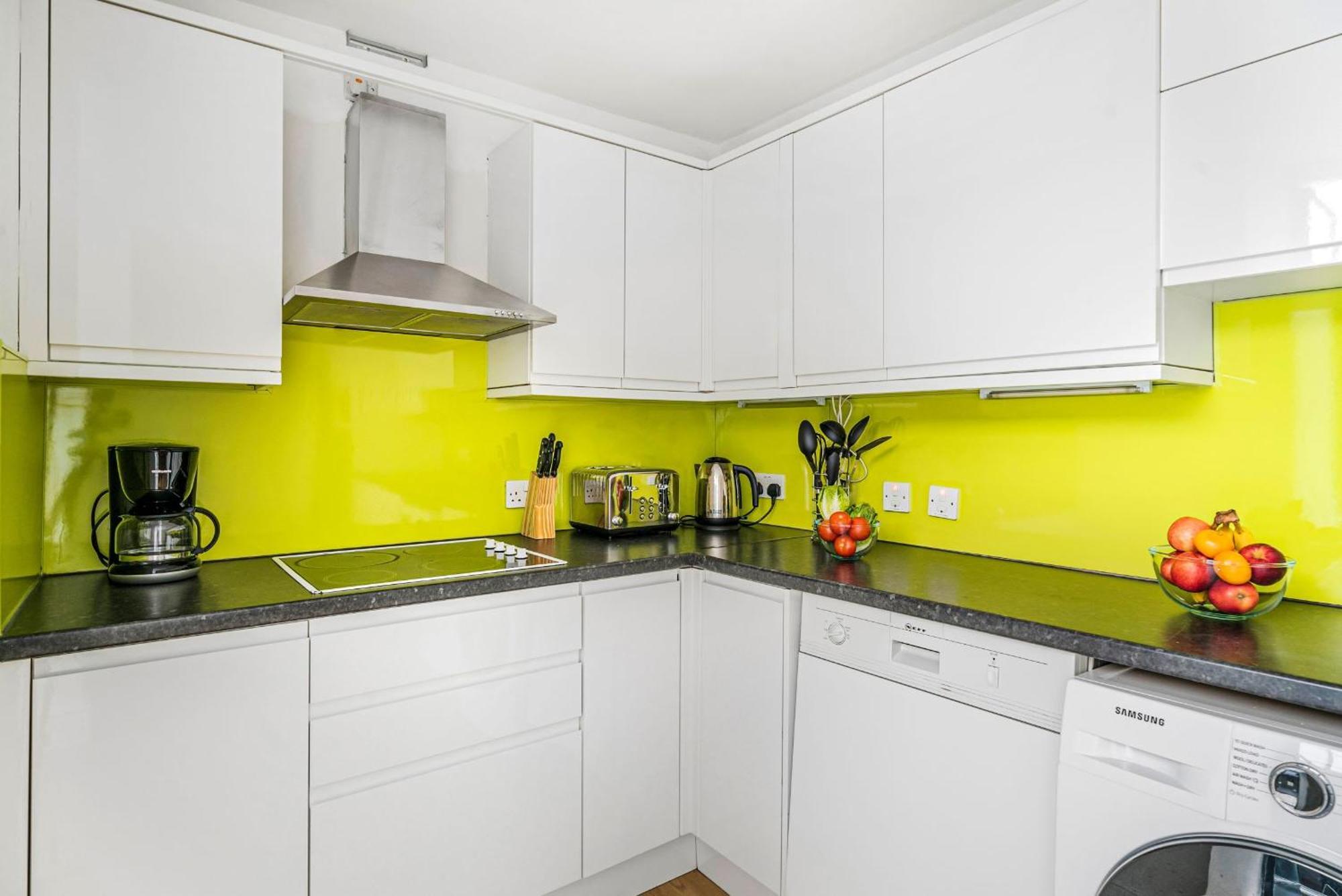 Heart Of Holborn - 2br With Patio - Cityapartmentstay Apartamento