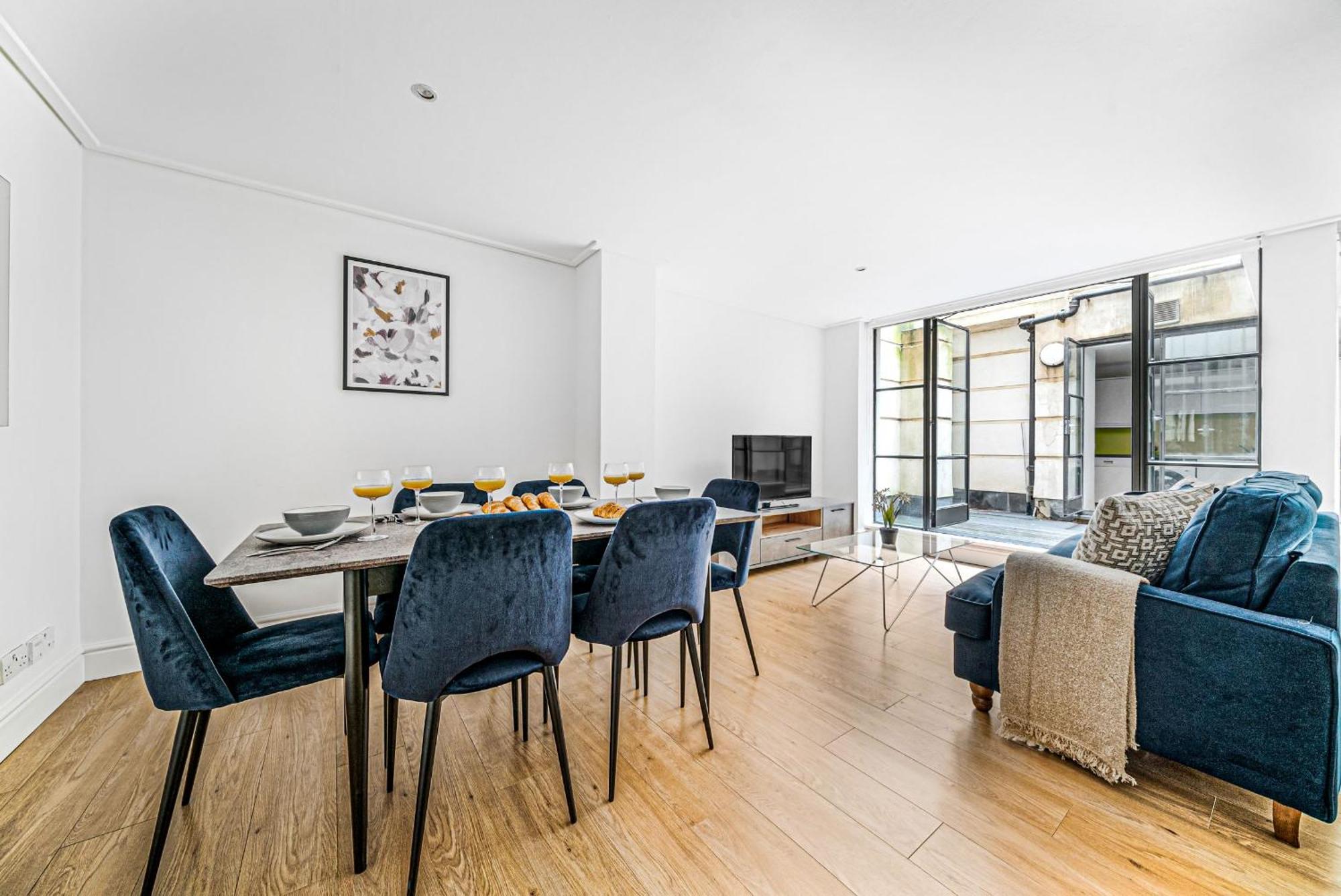 Apartamento Heart Of Holborn - 2br With Patio - Cityapartmentstay