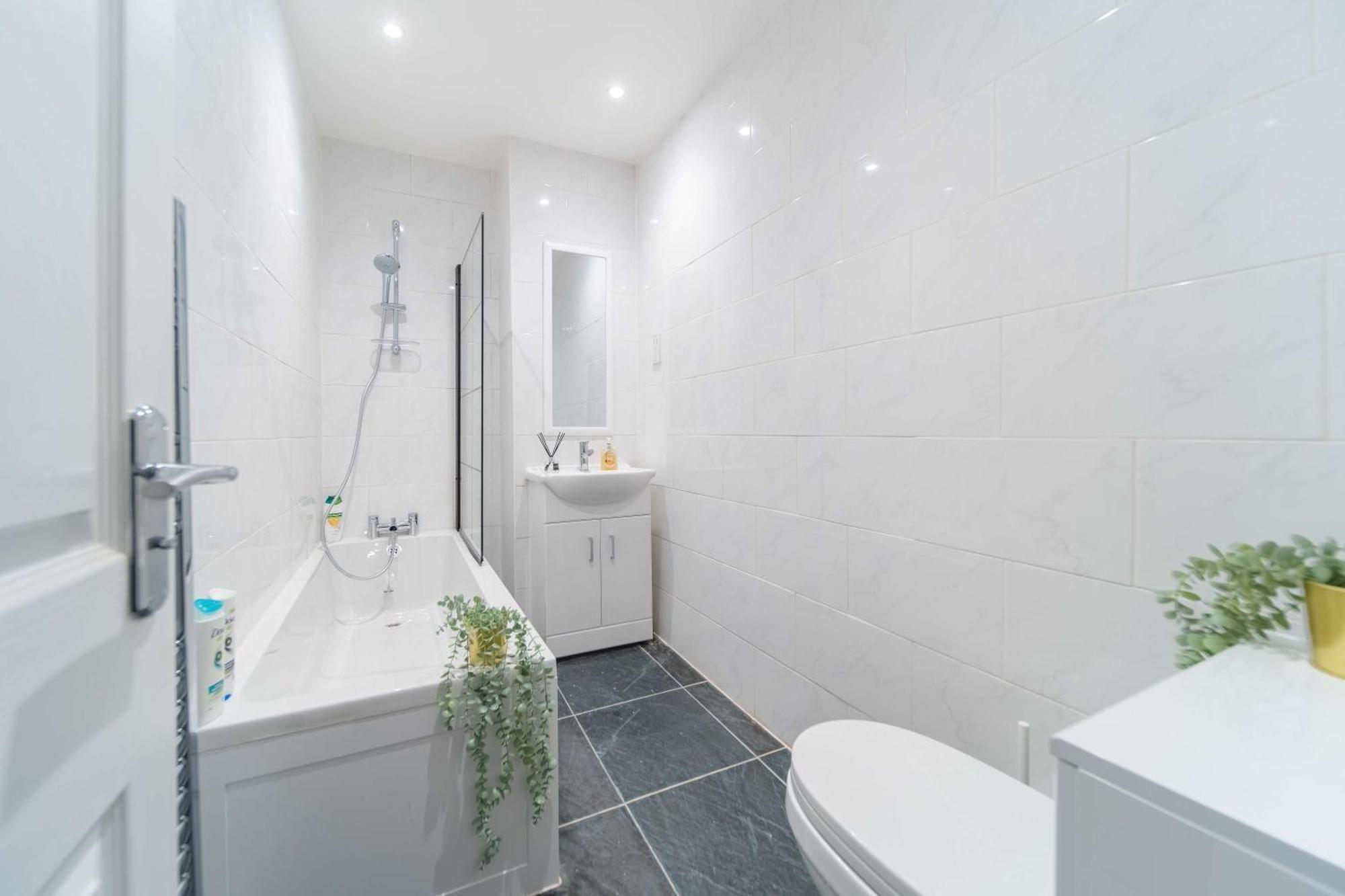 Apartamento Modern Two Bed Kensington With Free Wifi