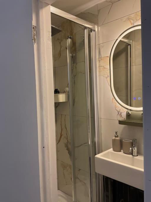 Appartement Studio2 Bright With Private Patio In