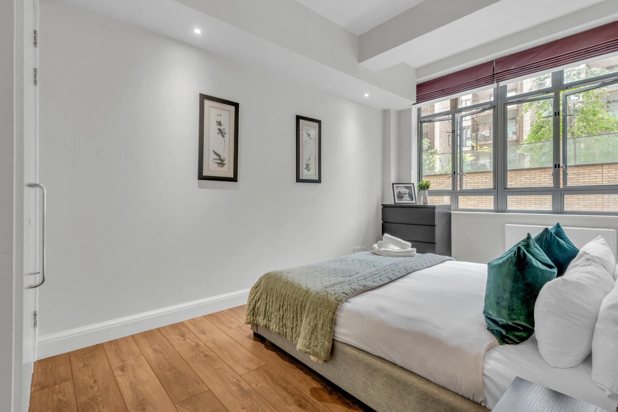 Mysquare Contemporary Serviced In Of Appartement *