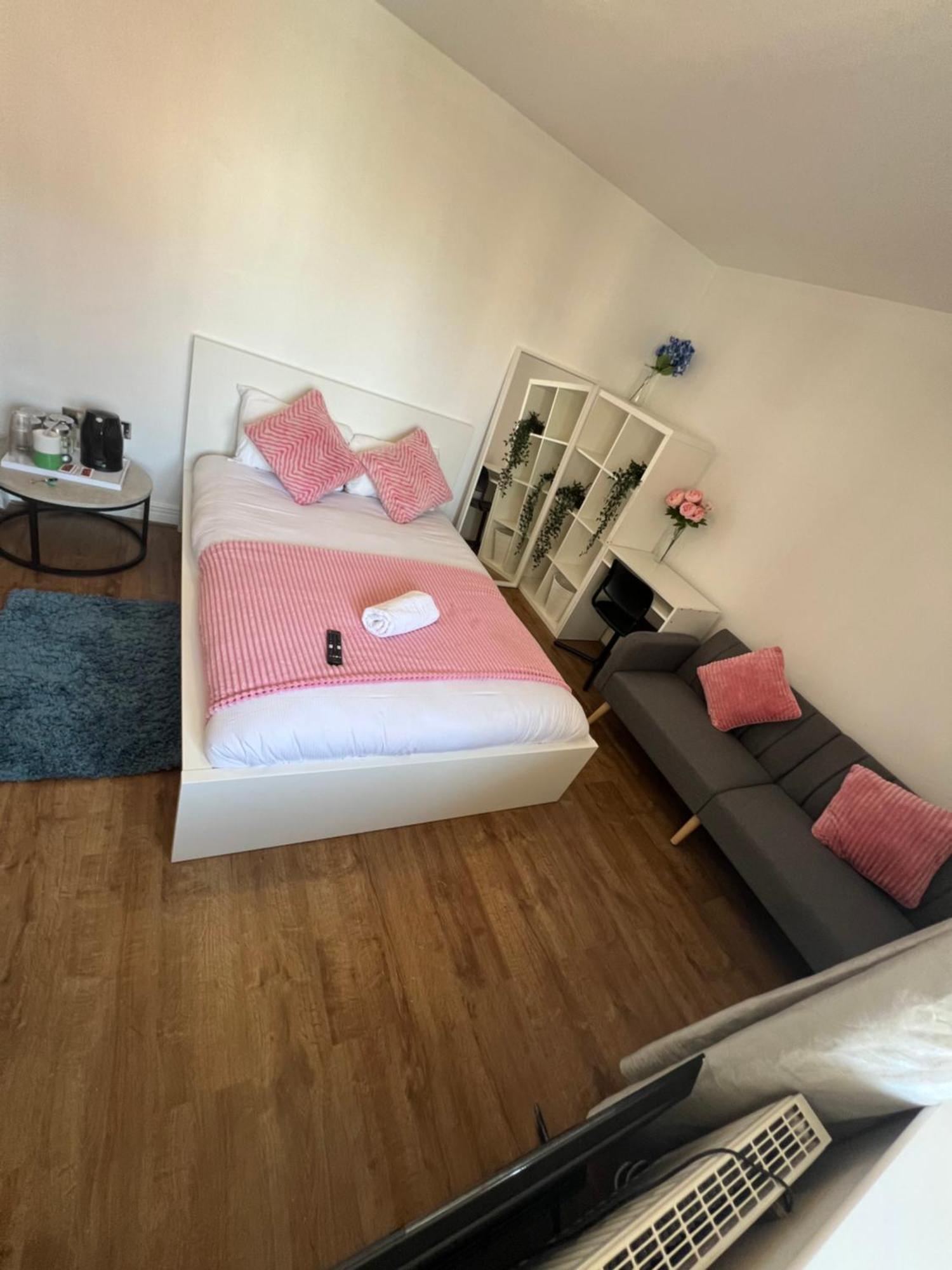 O2 Arena Canary Wharf Excel Apartment