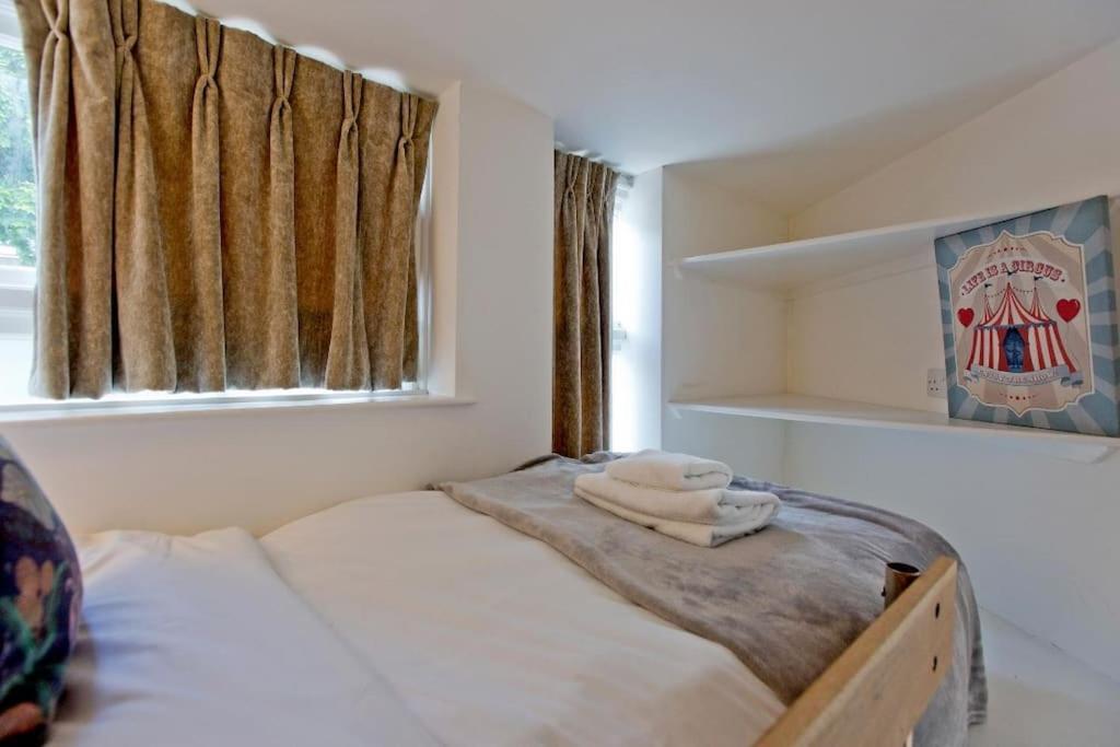 Cosy 2 Bed Modern Mews - Kings Cross Appartement