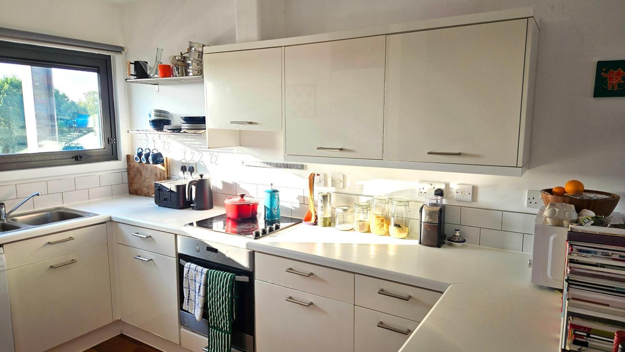 Appartement Roof Terrace, 2-bed 2-bath, Stoke Newington