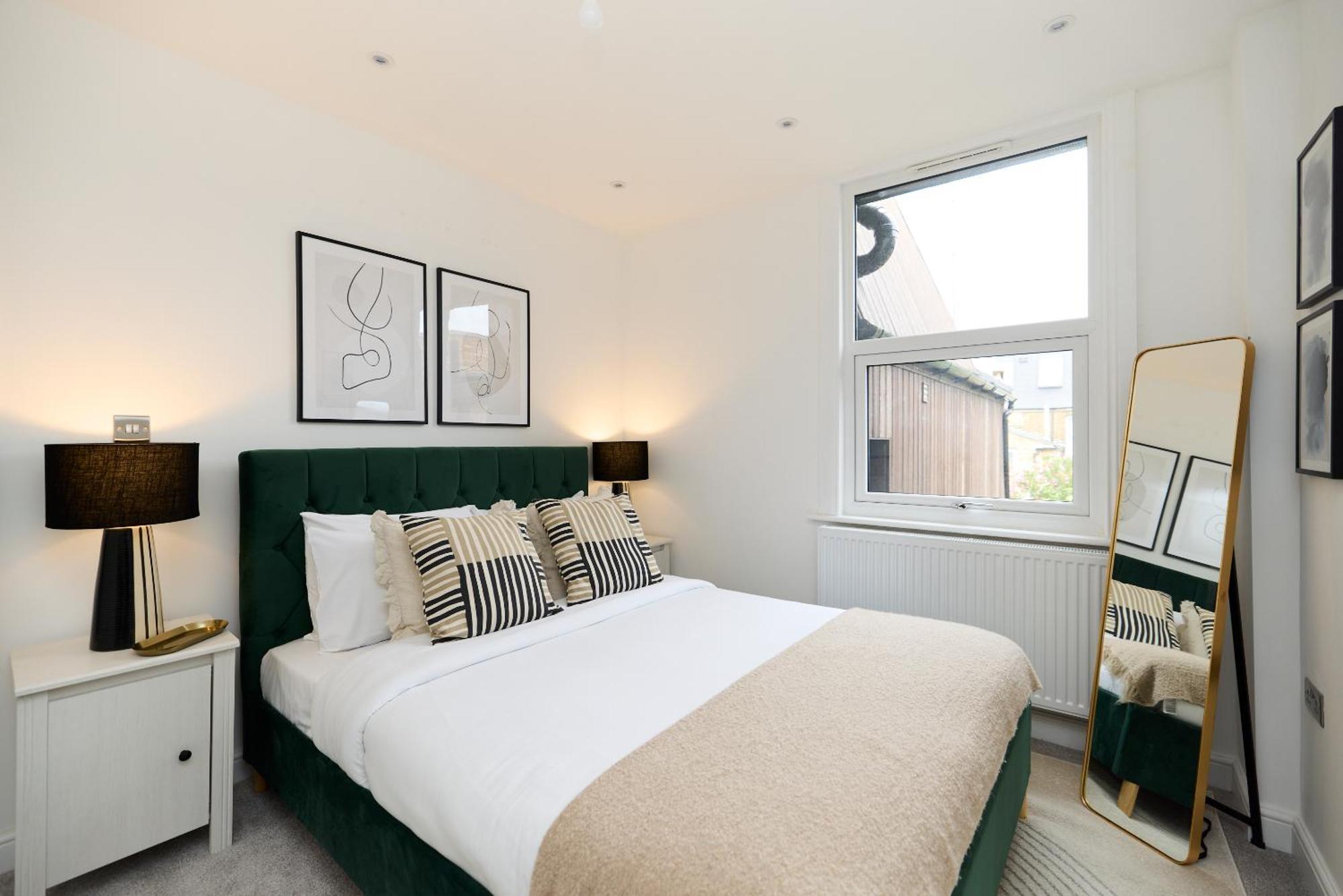 The Shepherd's Bush Wonder - Trendy 4bdr With Garden And Terrace London