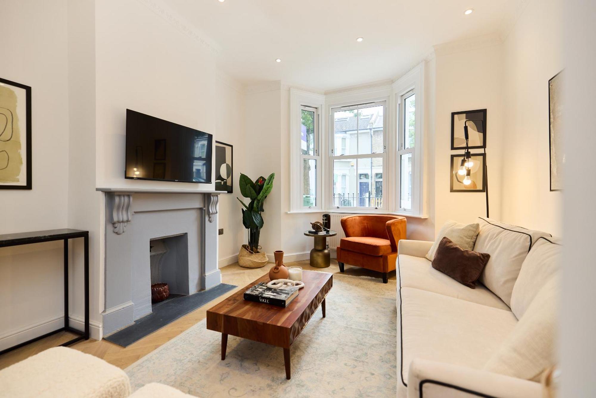 The Shepherd's Bush Wonder - Trendy 4bdr With Garden And Terrace Apartment *