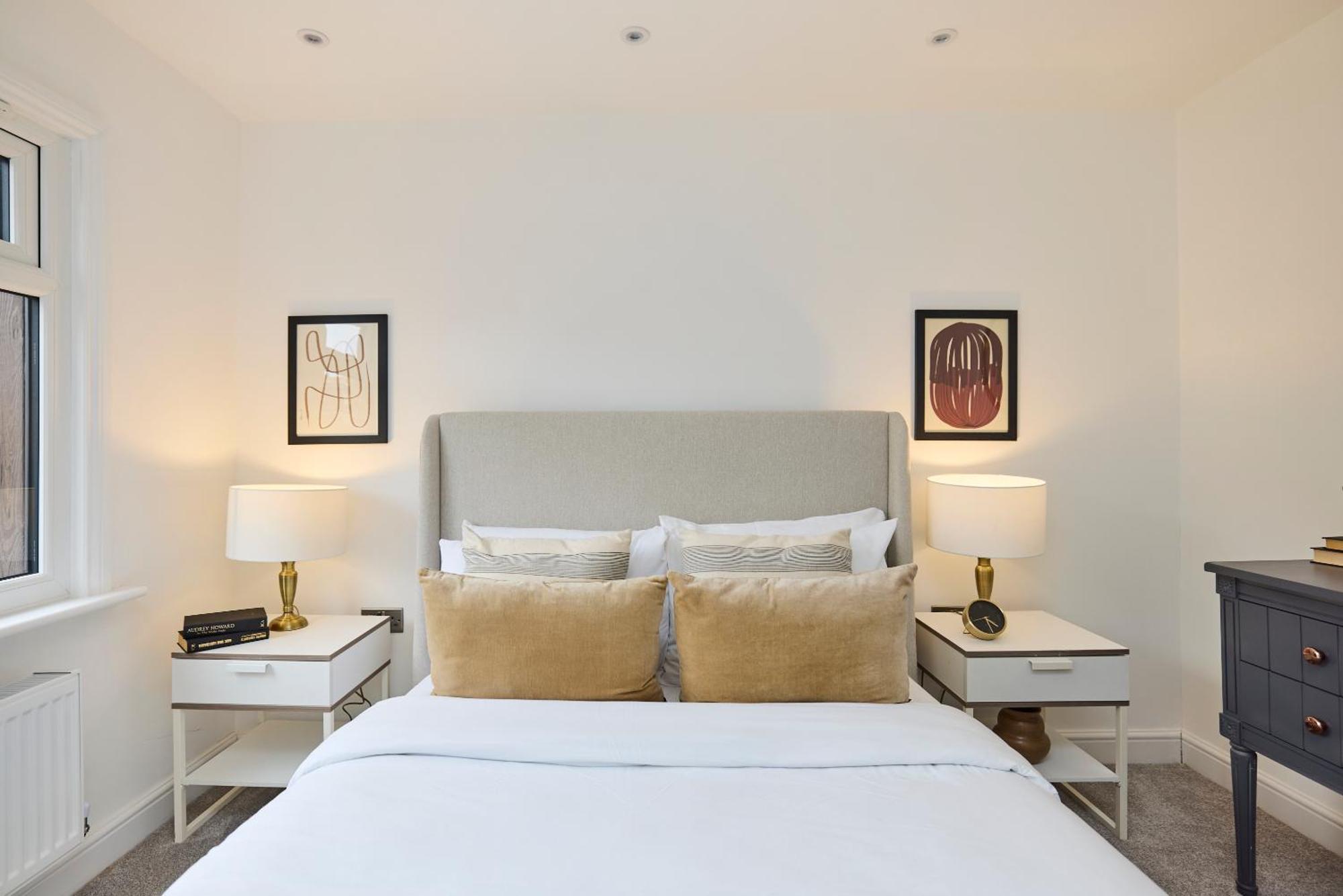 The Shepherd's Bush Wonder - Trendy 4bdr With Garden And Terrace Apartment