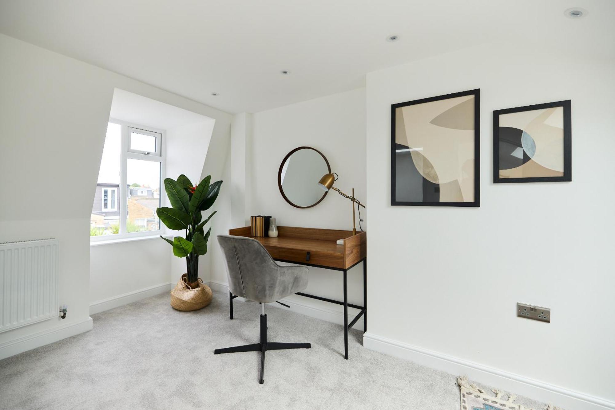 The Shepherd's Bush Wonder - Trendy 4bdr With Garden And Terrace Apartment *