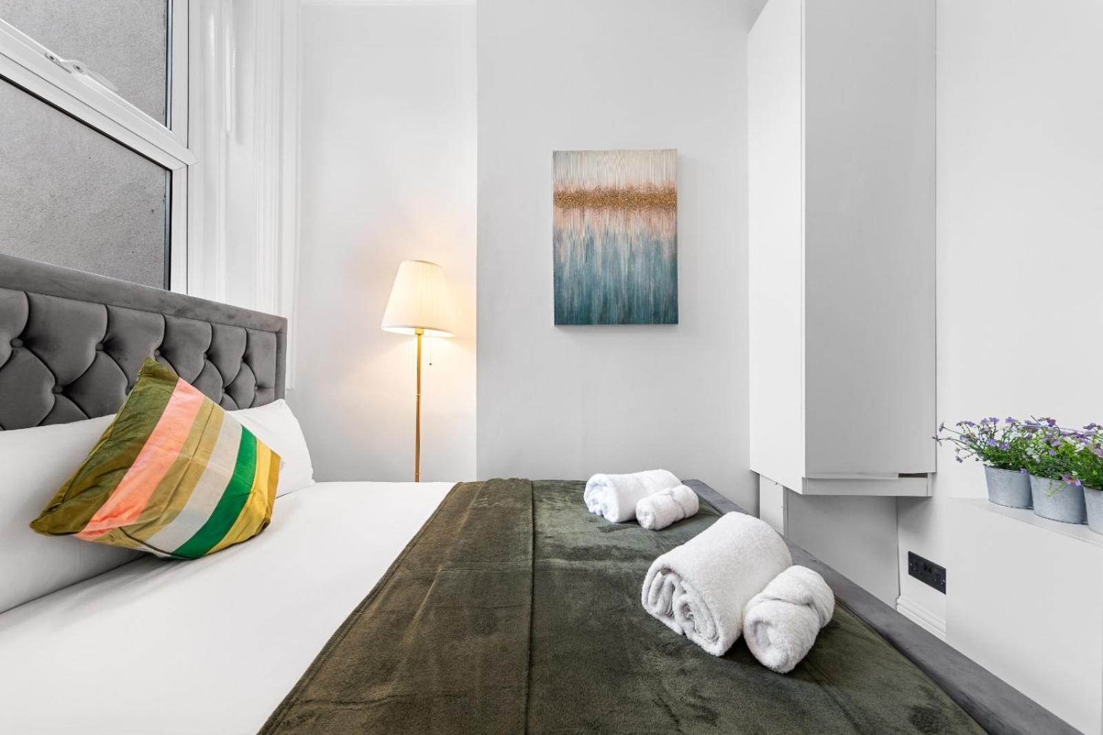 1b Flat, Sleeps 5 In Finchley Tw18 Appartement