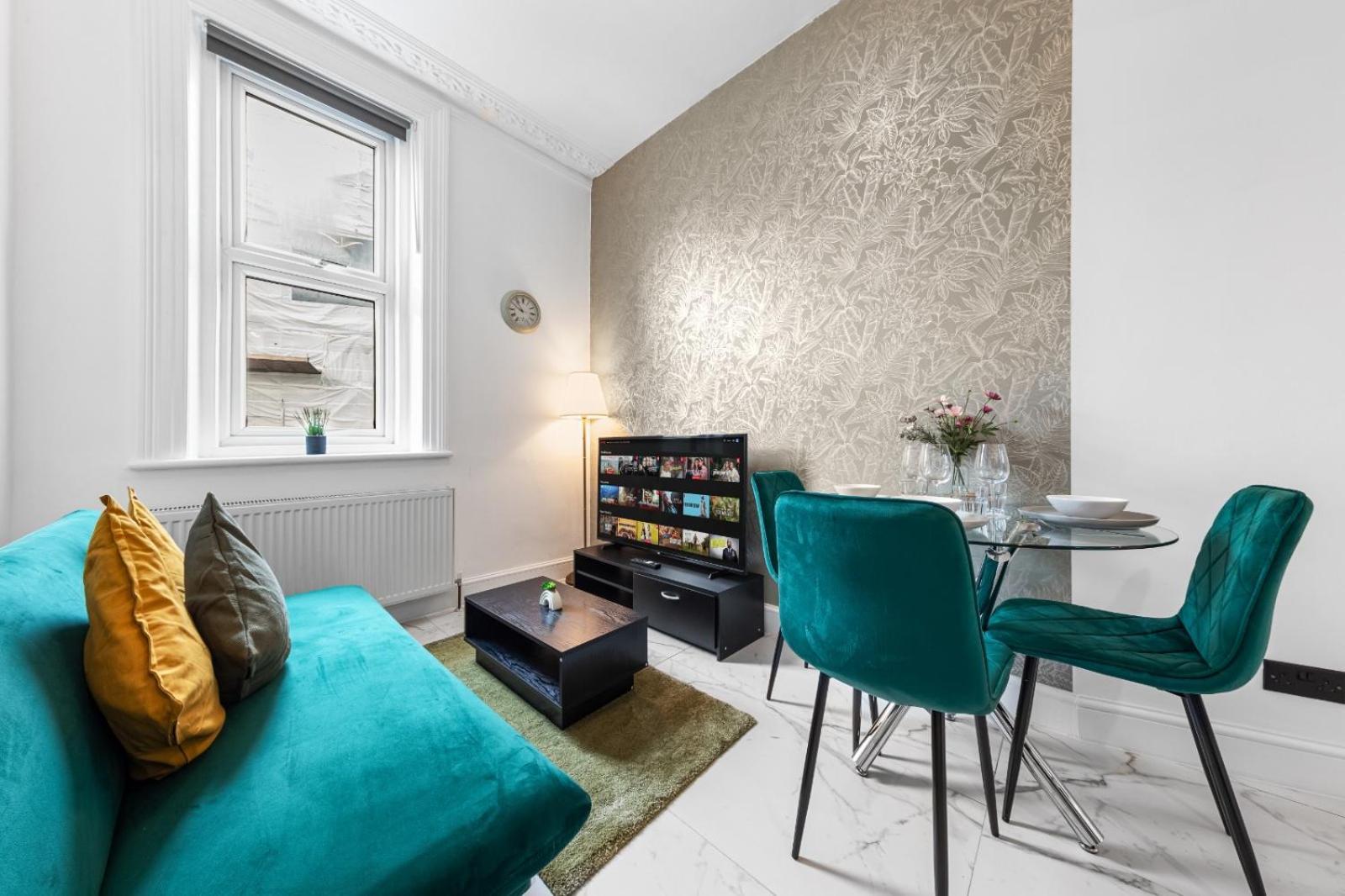 Appartement 1b Flat, Sleeps 5 In Finchley Tw18 Londres