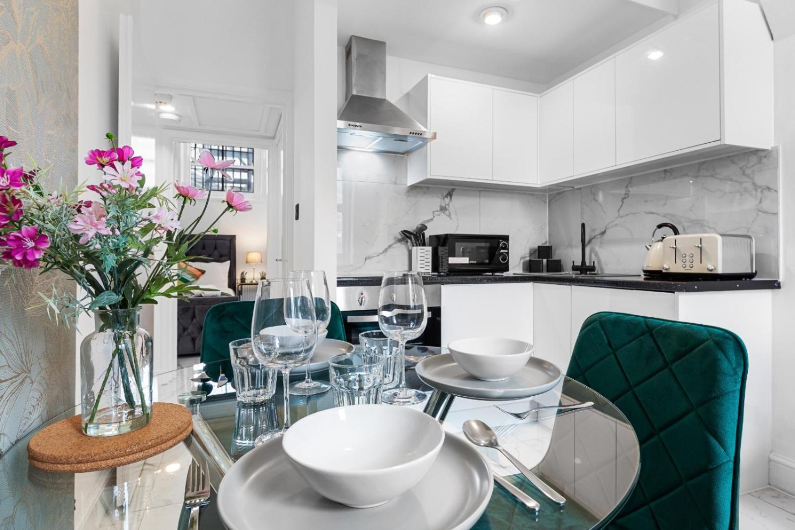 Appartement 1b Flat, Sleeps 5 In Finchley Tw18
