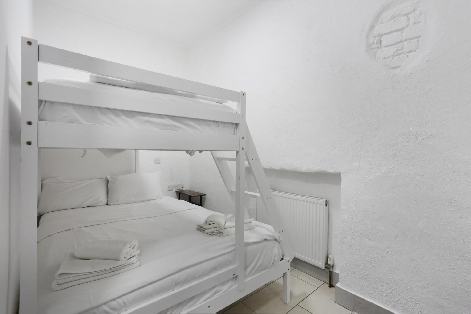 Spacious 2 Bedroom Flat Near Hyde Park By Beiroom Apartamento *