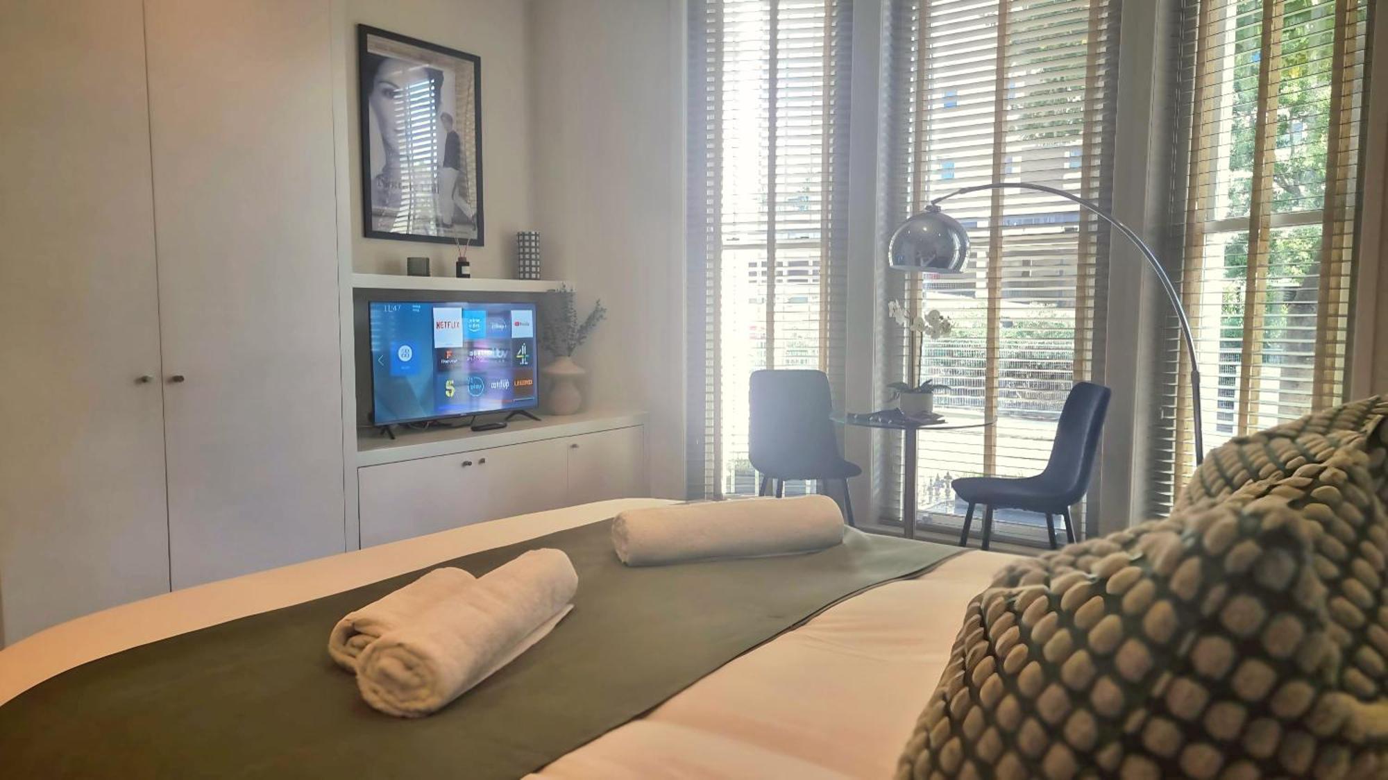 Notting Hill - The One One One! -1 * Londres