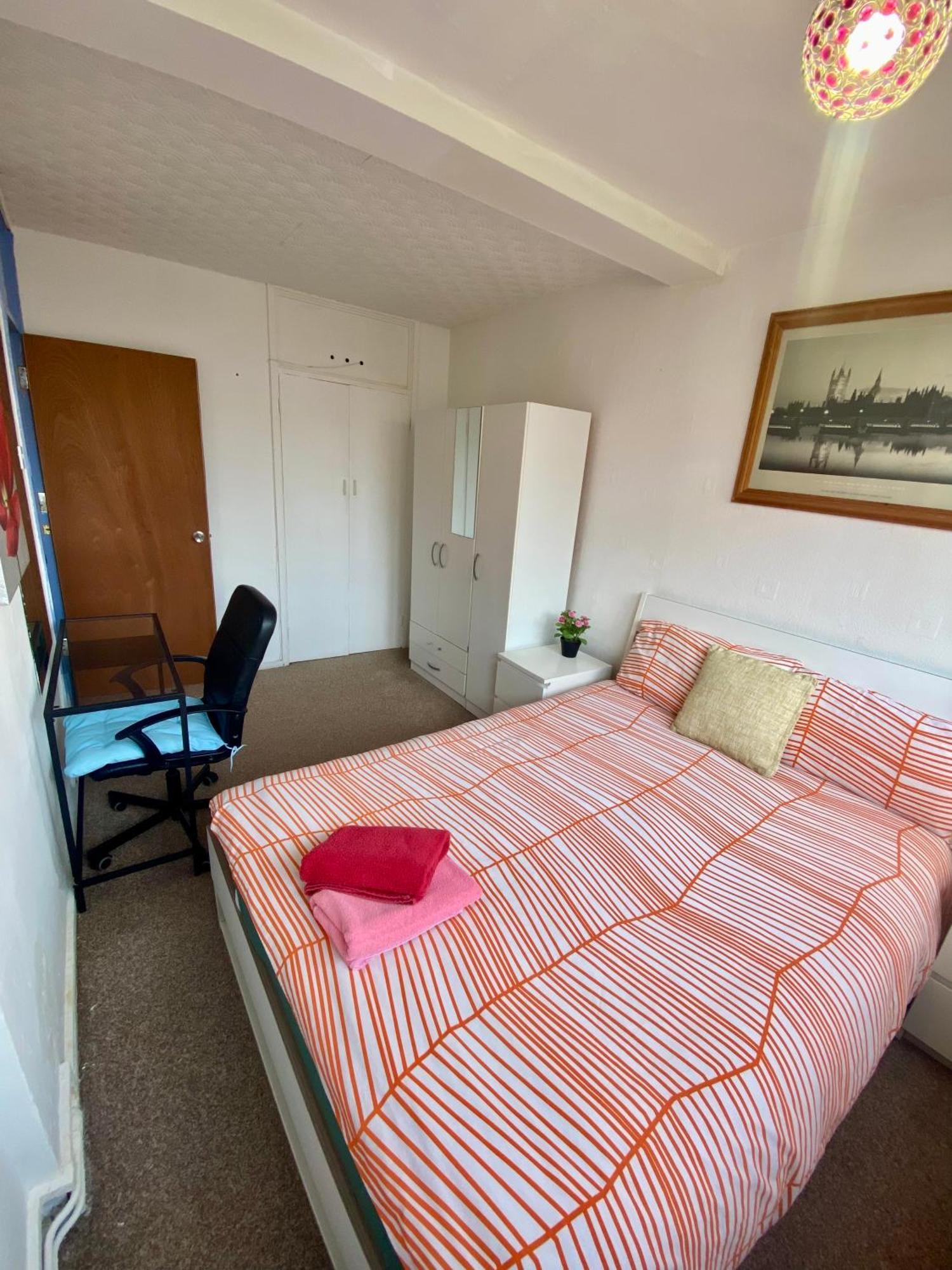 Appartement Cosy 3 Bed Apt, Old Truman Brewery! Brick Lane, London, E1 Londres