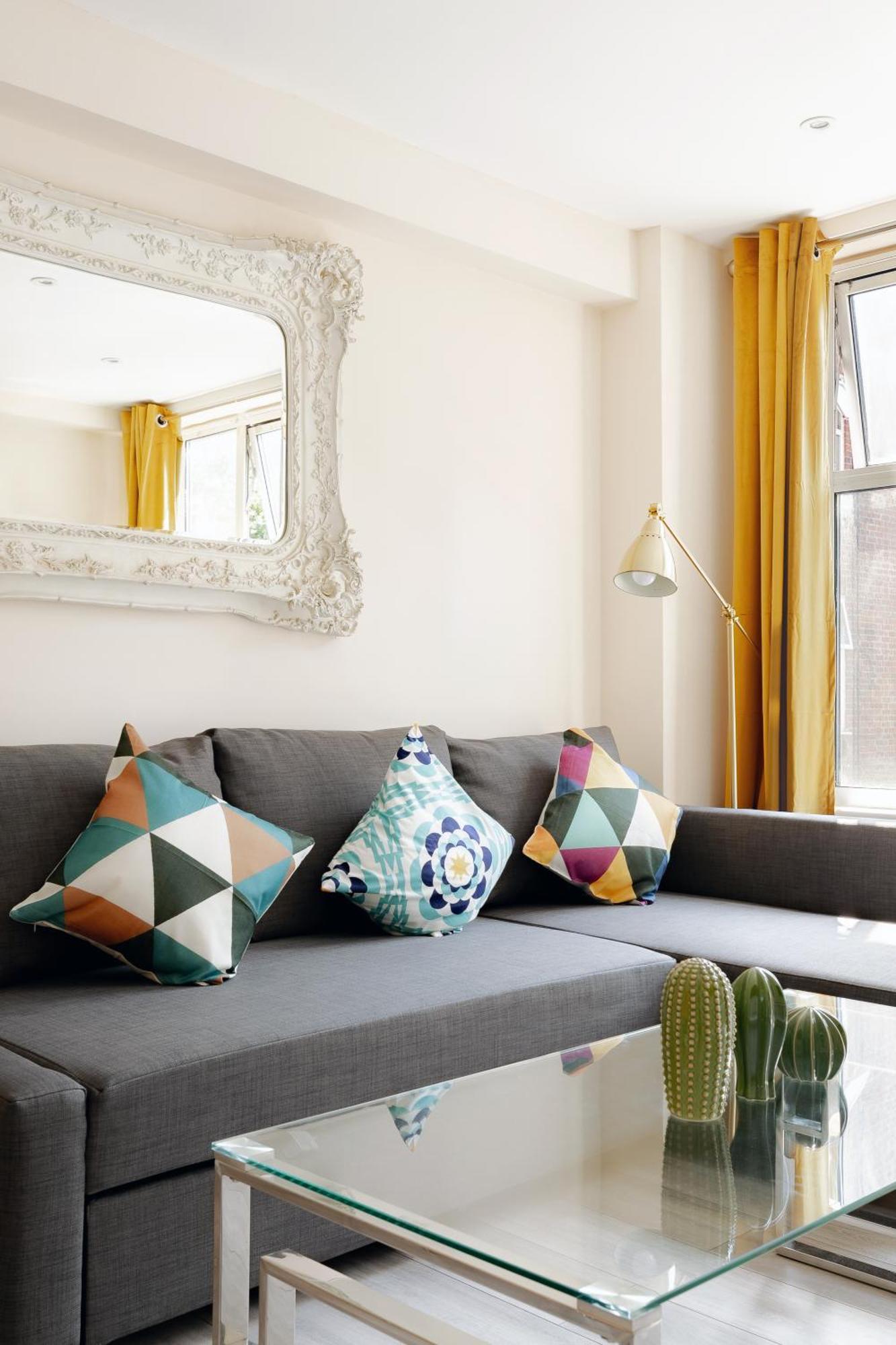 Two Bedroom Near Hyde Park And Oxford Street * Londen