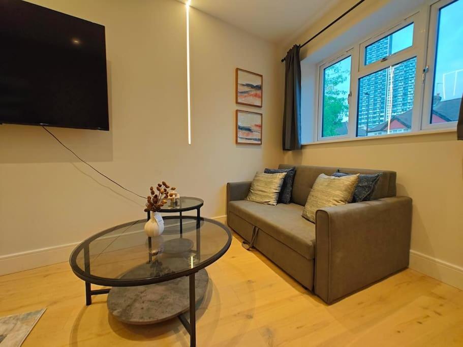 Luxury 1-bed Flat In Acton Appartement