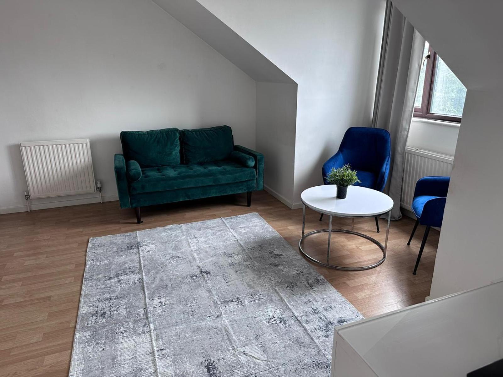Cosy 1 Bed Appartement *