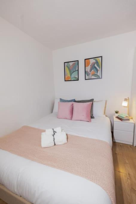 Apartamento Tranquil 2 Bed Near Downtown & Free Parking *