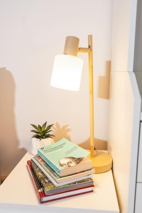Apartamento Tranquil 2 Bed Near Downtown & Free Parking Londres