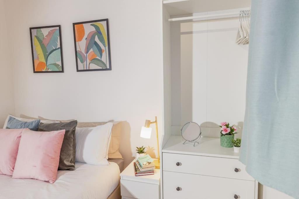 Apartamento Tranquil 2 Bed Near Downtown & Free Parking