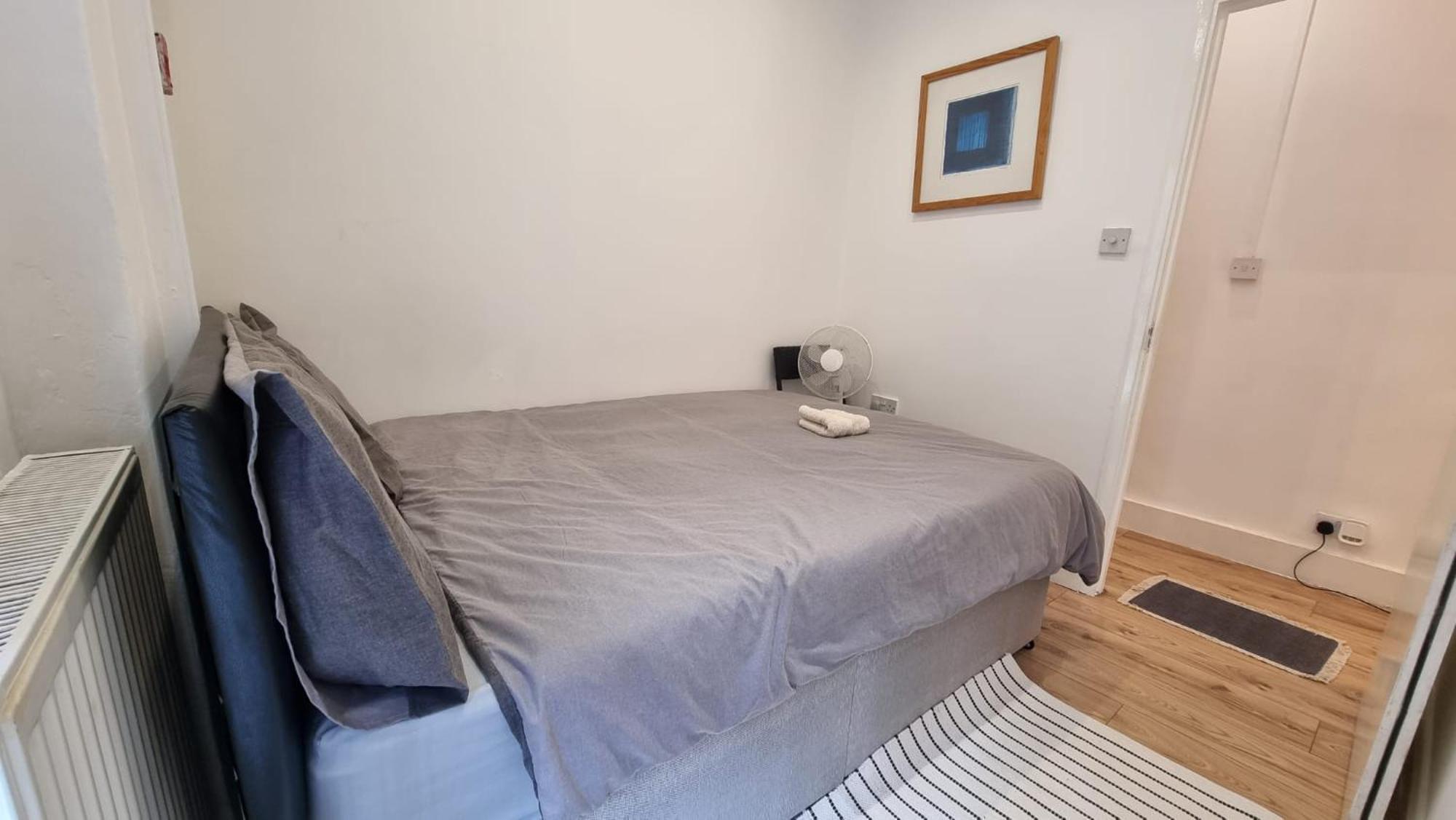 Appartement 2 Bed Ground Floor Flat With Garden Next To Turnpike Lane Tube & Bus *