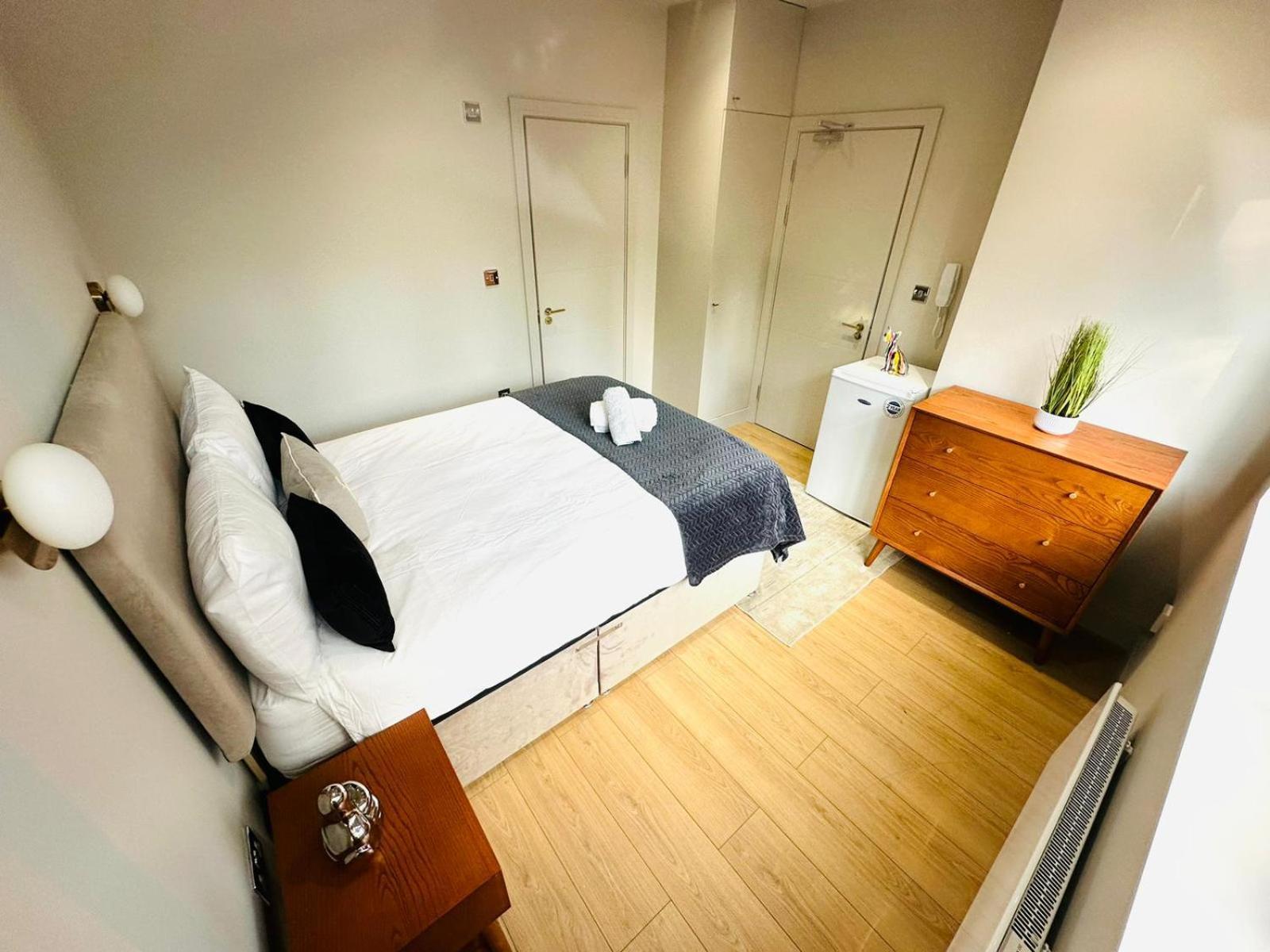 Pensión Ensuite Ii Great Location Close To Eye Londres