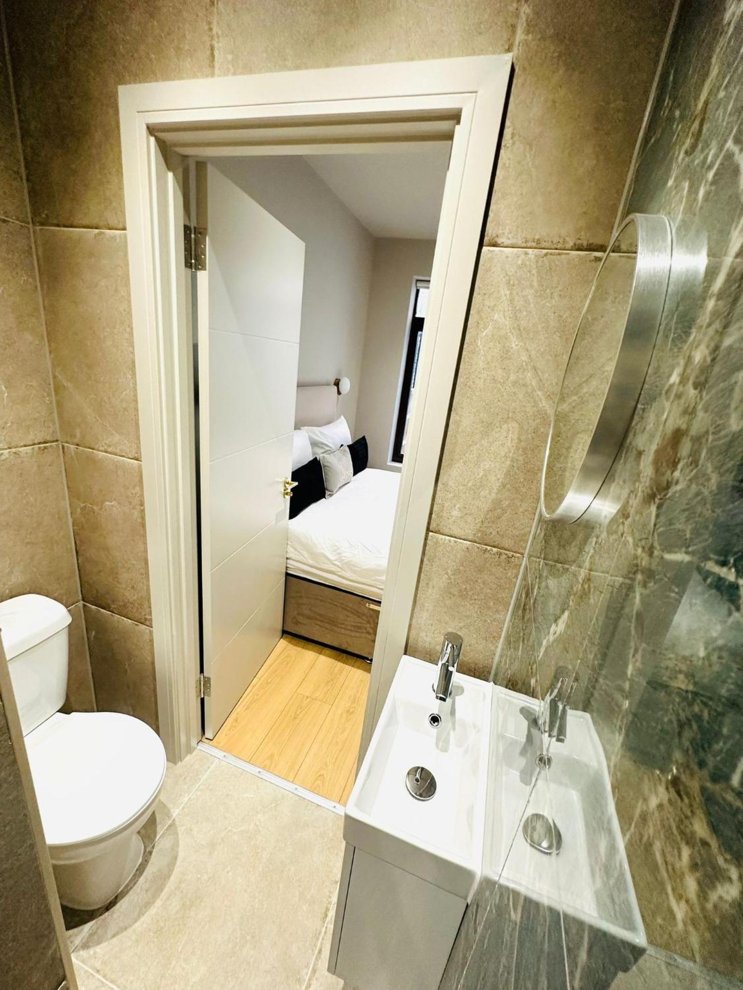 Ensuite Ii Great Location Close To Eye Pensión *