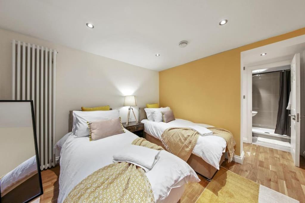 Stylish In Euston And Near Camden With Private Roof Terrace Apartment