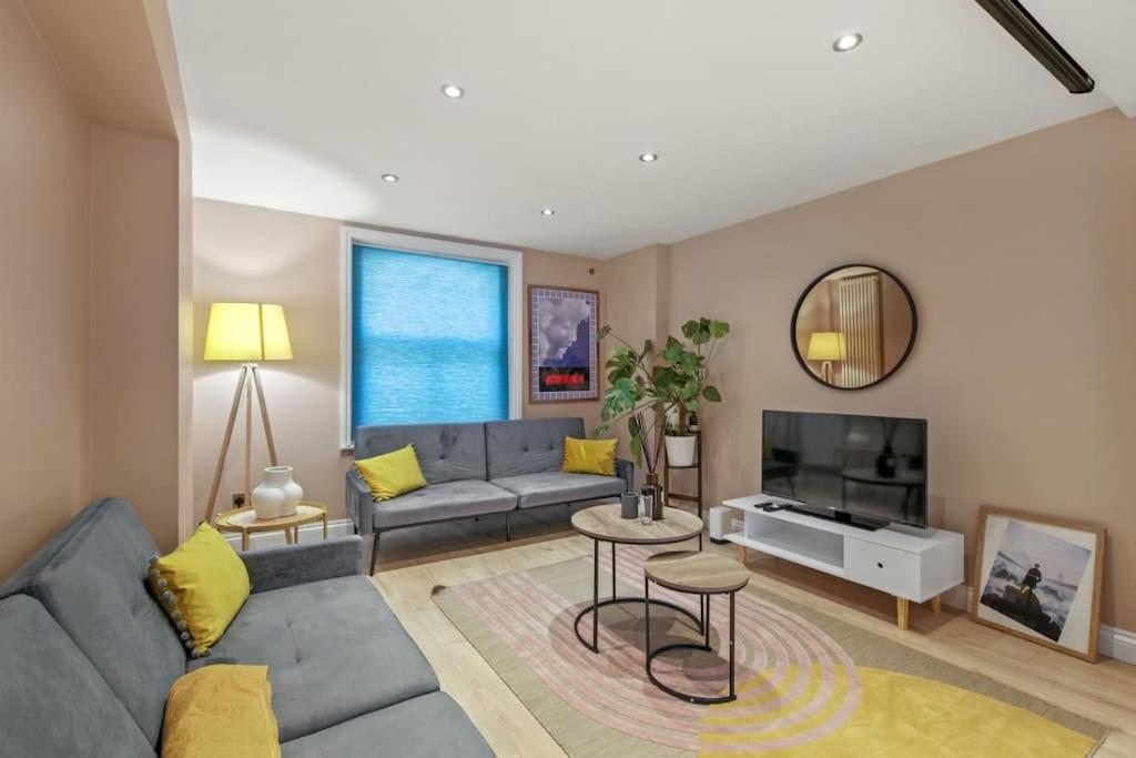 Stylish In Euston And Near Camden With Private Roof Terrace * London