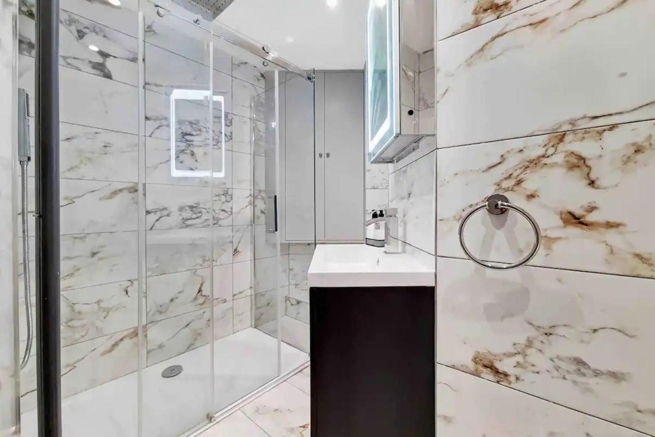 Lux 4 Bedroom In Baker St Near Regent's Park *