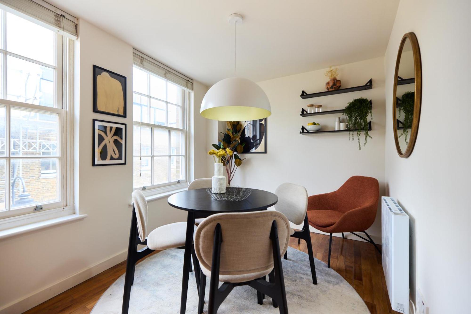 The Brick Lane Arms - Breathtaking 2bdr Penthouse With Balcony Londen