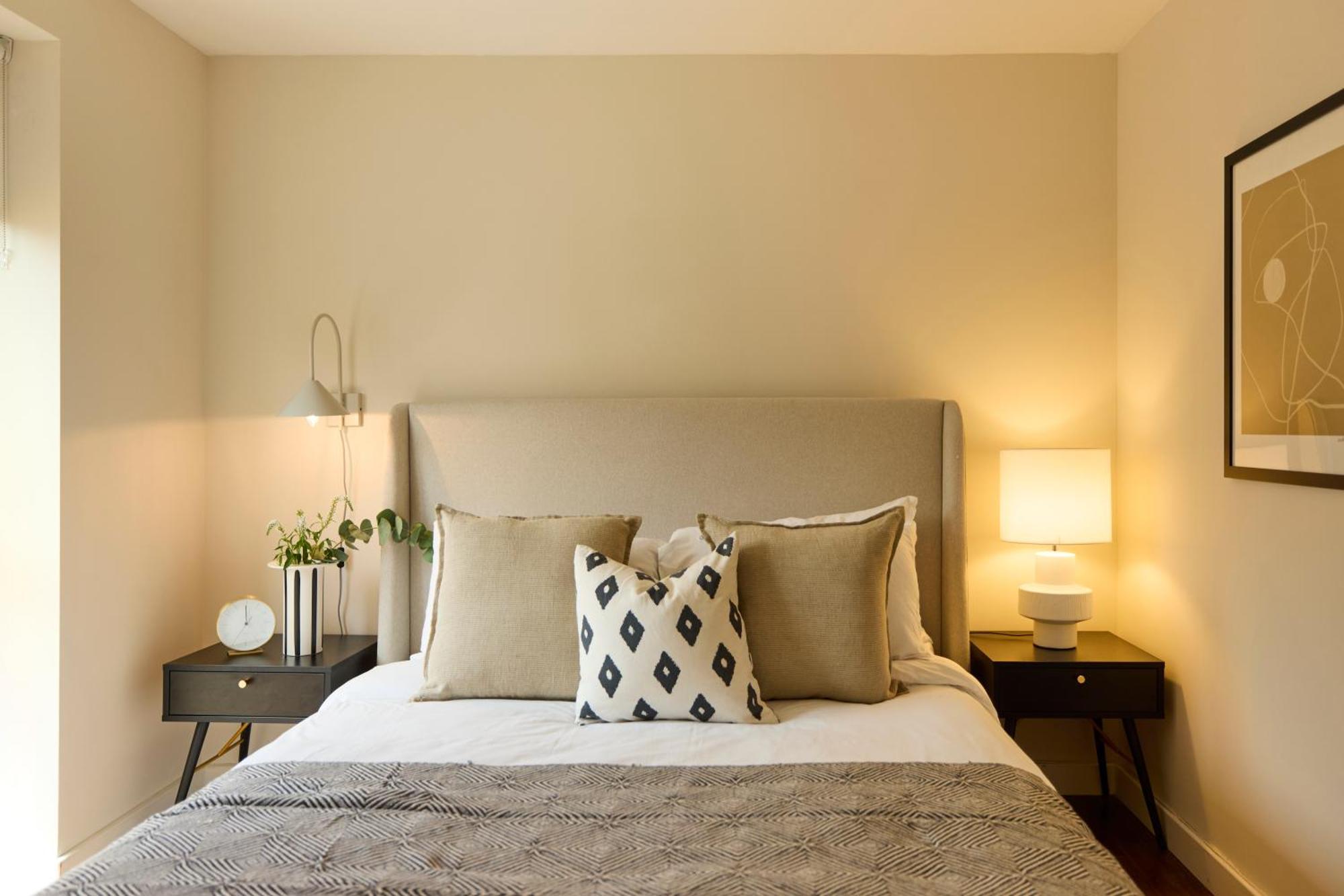 The Brick Lane Arms - Breathtaking 2bdr Penthouse With Balcony Appartement