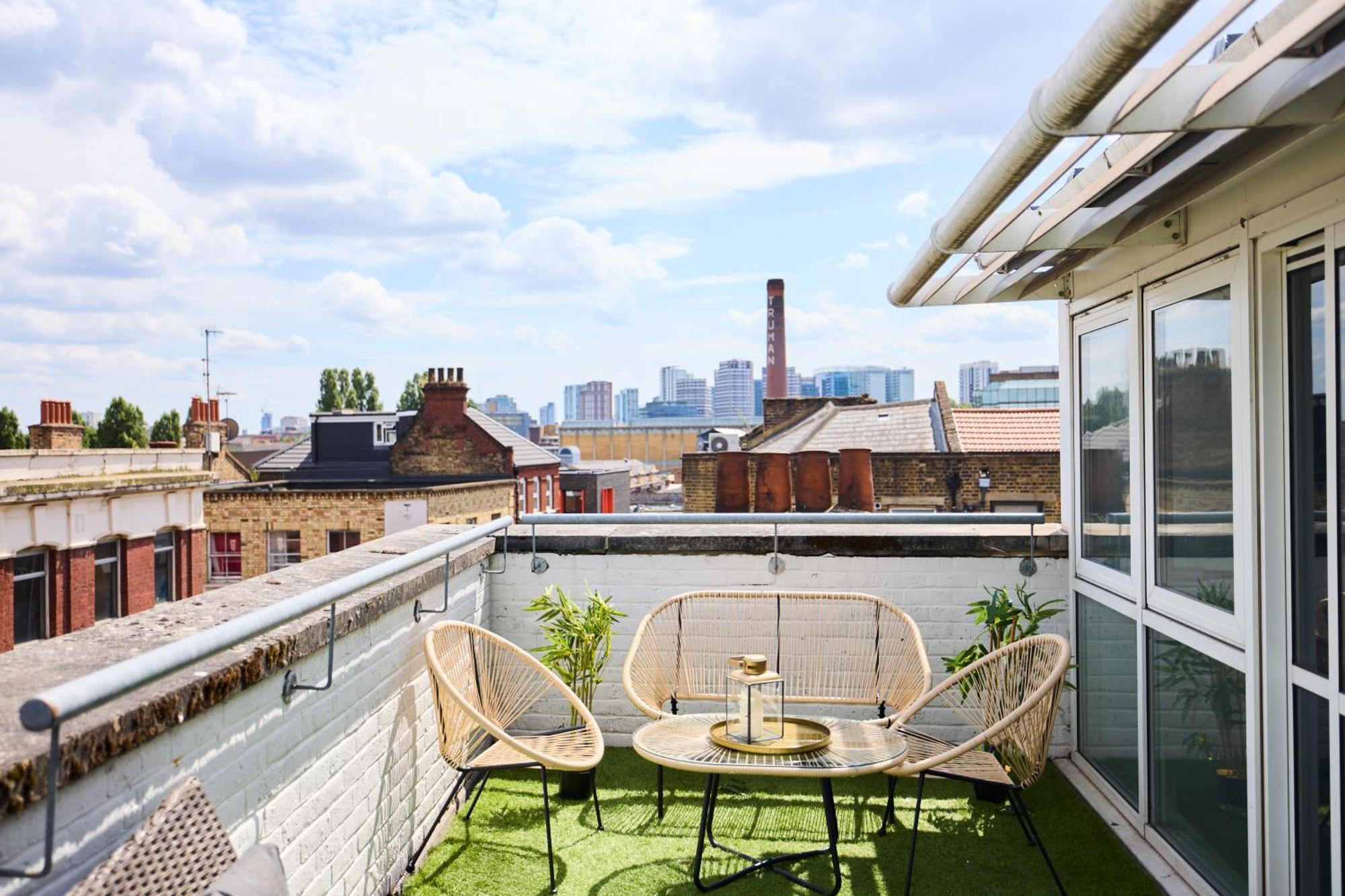 The Brick Lane Arms - Breathtaking 2bdr Penthouse With Balcony Appartement