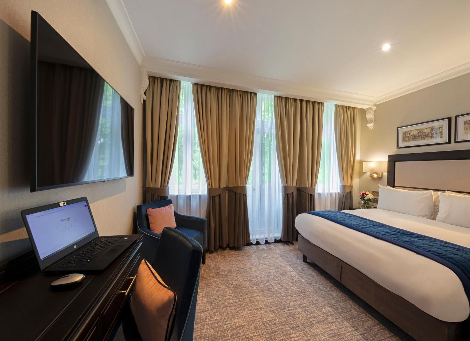 Hotel Wellington By Blue Orchid Londen